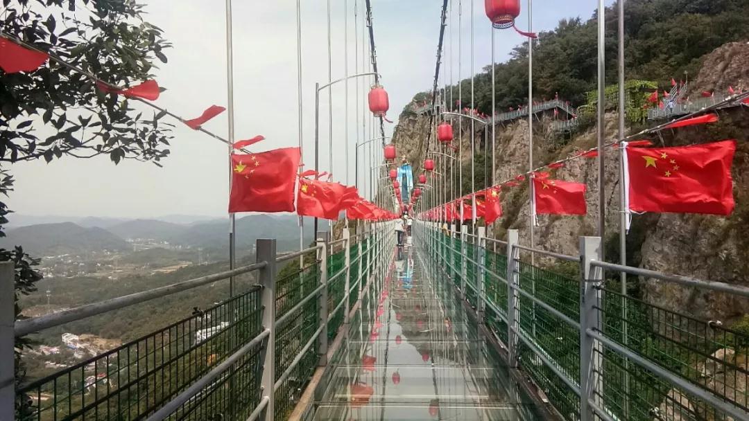 馬仁奇峰紅色芳華綻放！獻(xiàn)禮祖國(guó)70華誕！